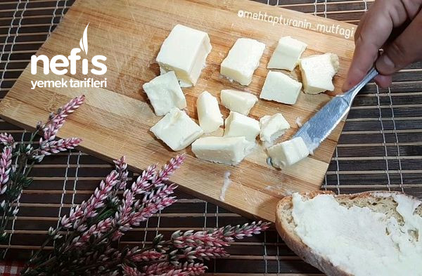 2 Su Bardağı Süt İle 400 Gr. Sürülebilir yumuşak Peynir Tarifi (Videolu)