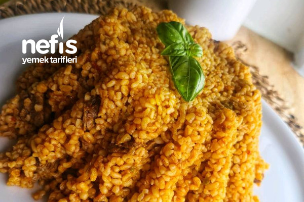 Defne Kokulu Etli Bulgur Pilavı