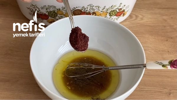 Farklı Sosu İle Bulgur Salatası (Videolu Tarif )