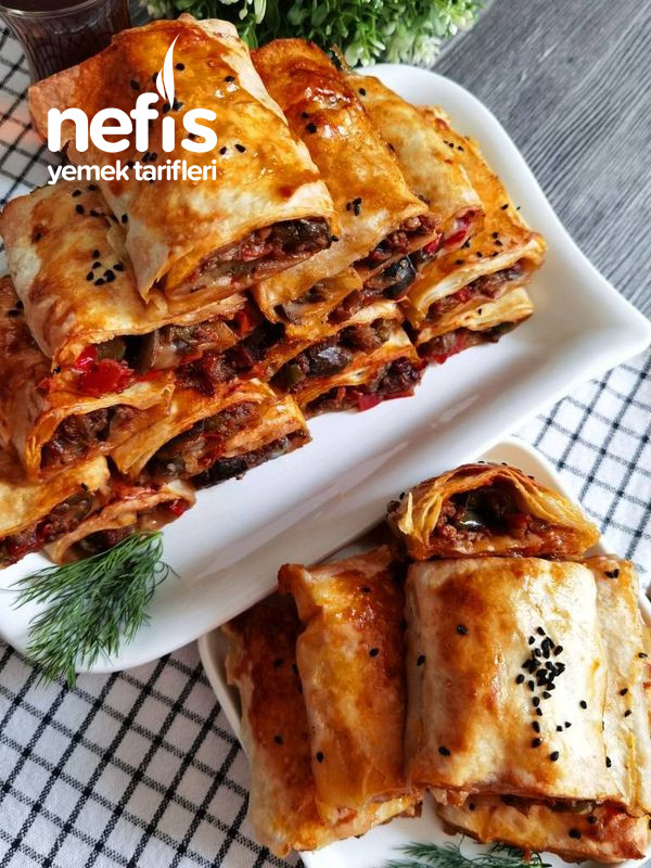 Patlıcanlı Kıymalı Börek