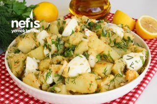 En Sevilen Salata! Yumurtalı Patates Salatası Tarifi