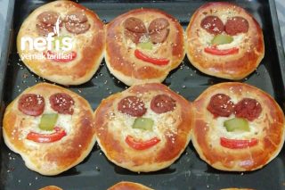 Pastane Usulü Mini Pizza Tarifi