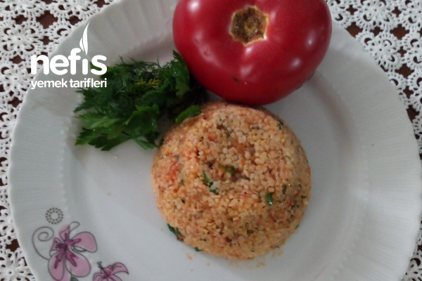 domatesli-dereotlu-naneli-maydanozlu-bulgur-pilavi.jpg