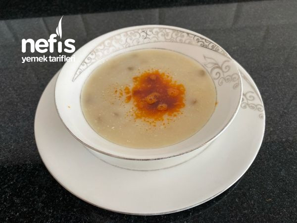 Mercimekli Yoğurtlu Tarhana Çorbası (Videolu)
