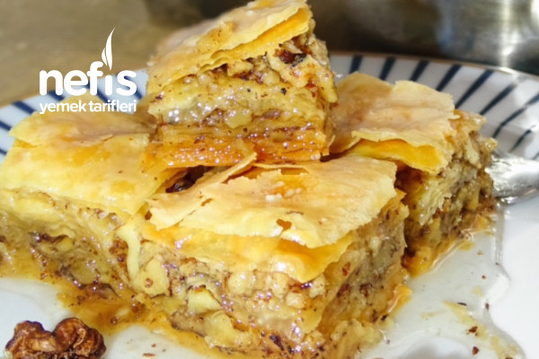 ev-yapimi-tam-kivaminda-cevizli-baklava.jpg