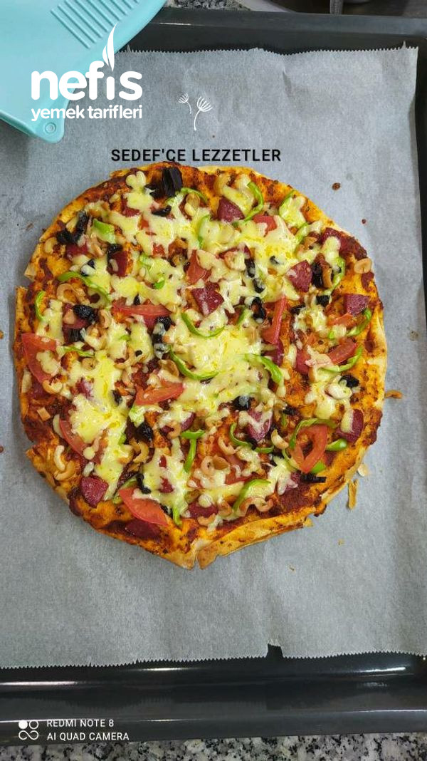 Lavaş Pizza (8 Dakikada Pişir, Daha Pratiği Yok)