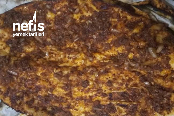 Şanlıurfa Usulü Kıymalı Lahmacun Tarifi