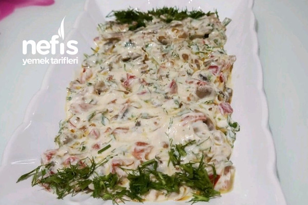 Yoğurtlu Karışık Mantar Salatası (Et Yemekleri Yandaşı)