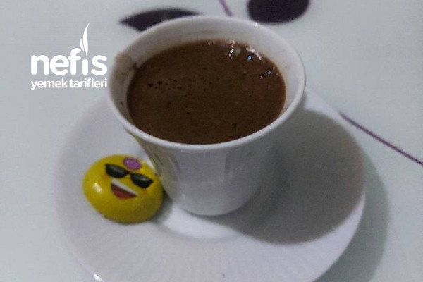 Türk Kahvesi Orta Şekerli Köpüklü Tarifi