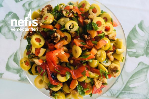 Kahvaltılarınıza Yakışacak Muhteşem Lezzet Zeytin Salatası Tarifi