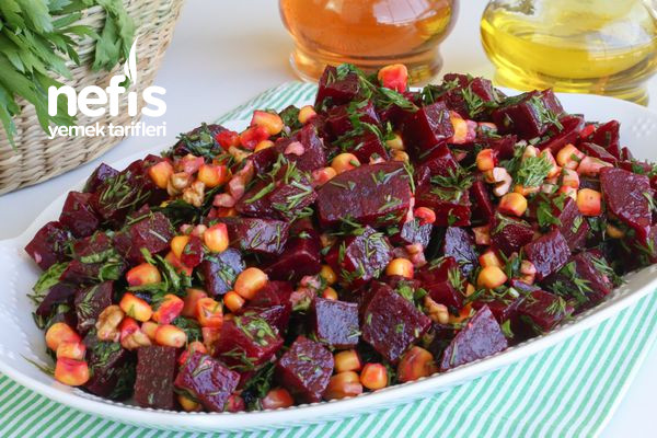 Sağlıklı ve Besleyici Sirkeli Pancar Salatası (videolu)