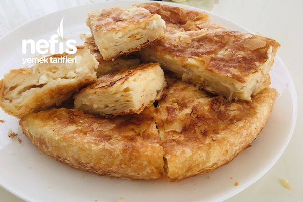 10 Dakikada Su Böreği Tadında Tavada Kahvaltılık Börek Videolu Tarifi