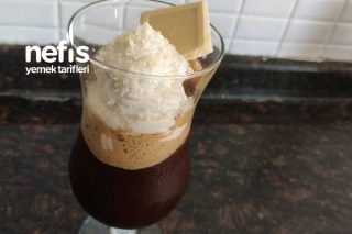 Sıcak Çikolatalı Nescafeli Buzlu Kahve (Soğuk Çikolata) Tarifi