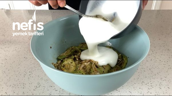 Yoğurtlu Kabak Salatası (Videolu)