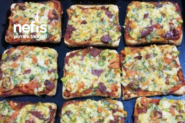 tost-ekmeginde-pratik-pizza.jpg