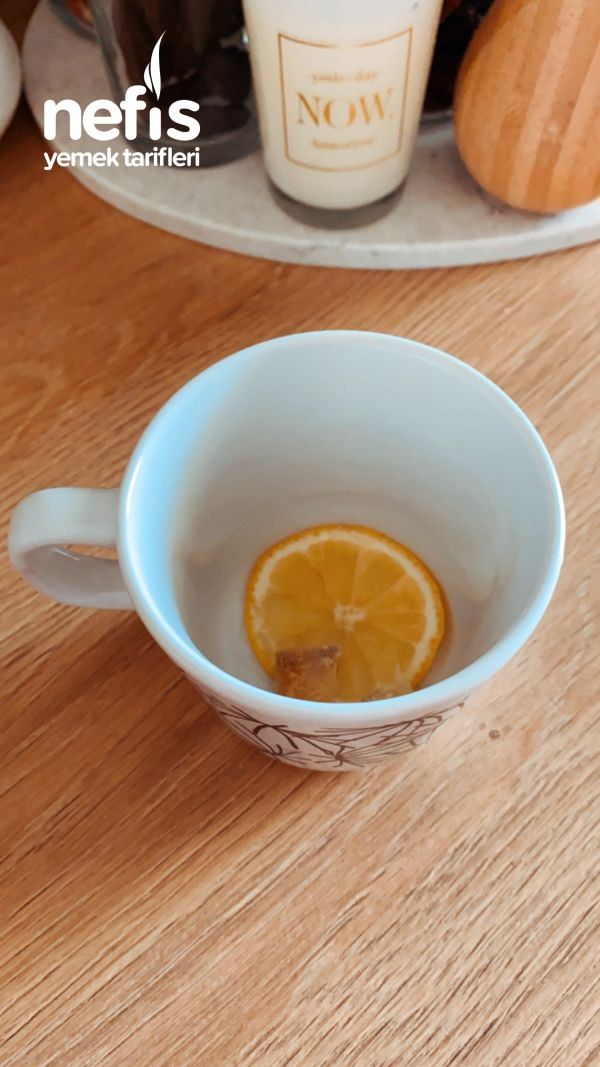 Taze Zencefil Ve Limonlu Şifa Çayı (Diyet İçinde Uygun)