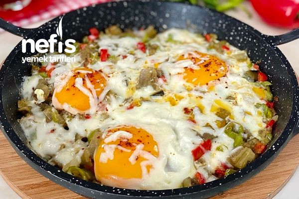 Muhteşem Kahvaltılık Çok Lezzetli Patlıcanlı Yumurta Tarifi