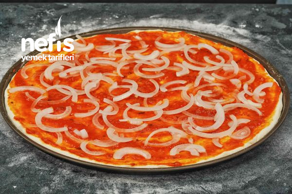Dominos'a Rakip Efsane Pizza Tarifi
