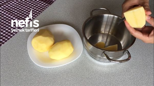 3 Malzemeyle Patates Cipsi (Bu Lezzete Bayılacaksınız)