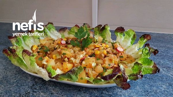 Her Öğün Tüketilebilir Lezzetli Mi Lezzetli Patates Salatası (Videolu)