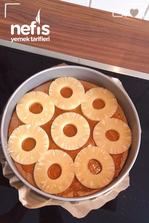 Karamelli Ananaslı Kek