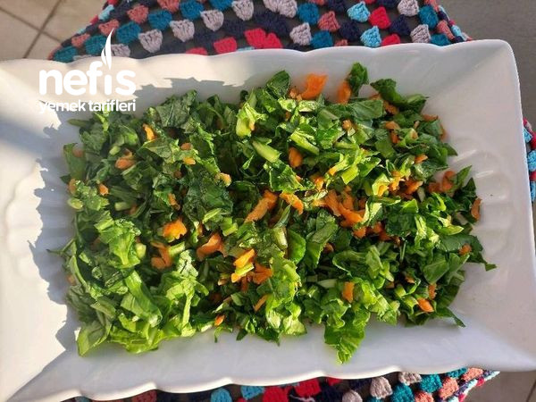 Roka Salatası (Balık Yanında Müthiş)