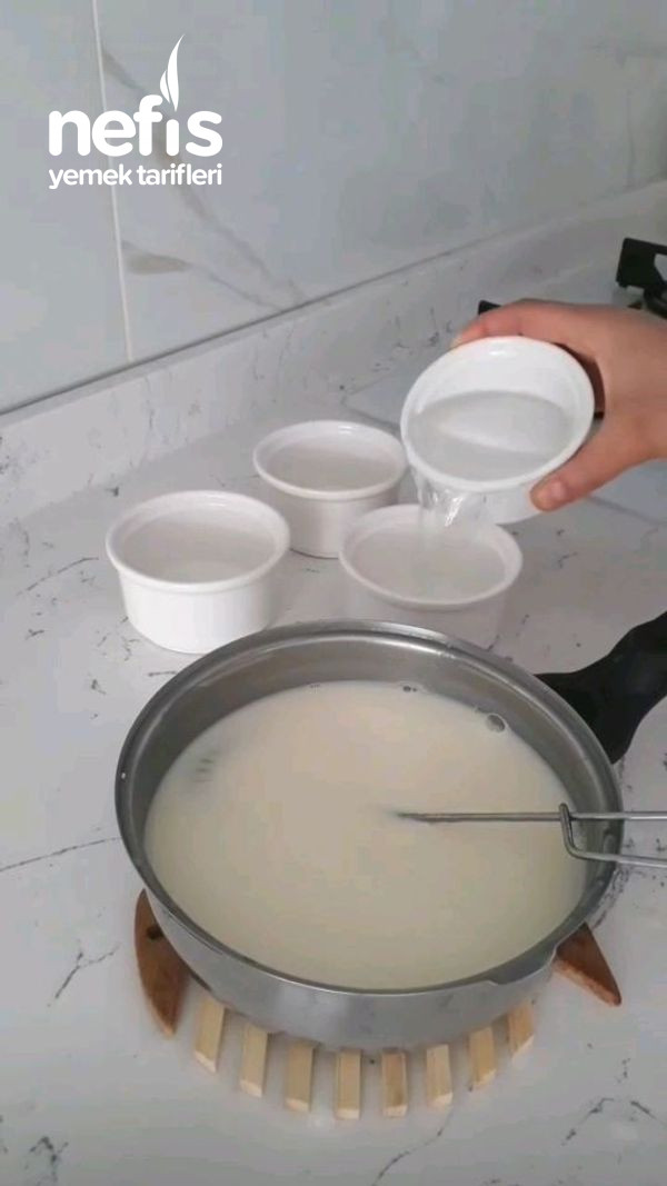 Panna Cotta (İtalyanların Meşhur Tatlısı)