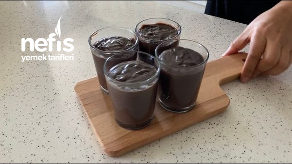 Evde En Lezzetli Çikolatalı Puding (Videolu)