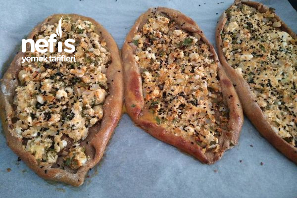 Soğanlı Tam Buğday Unlu Pide