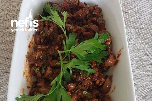 Yeşilzeytin Salatası Tarifi