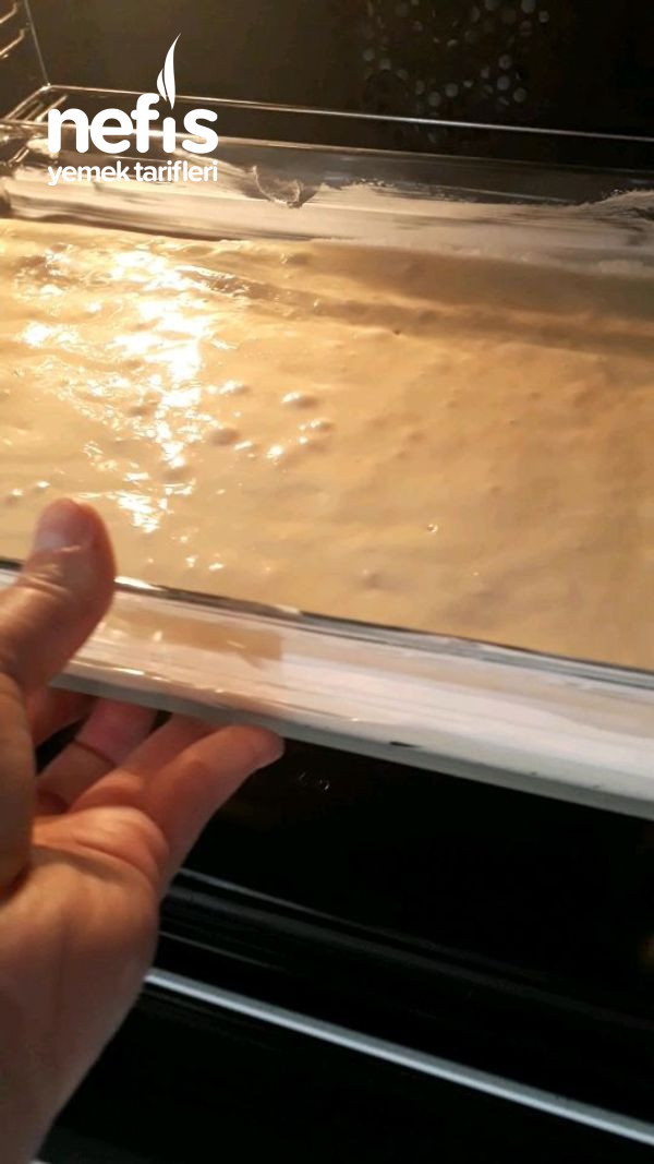 İpek Gibi Kremasıyla Enfes Sütlü Tatlı Gelin Pastası