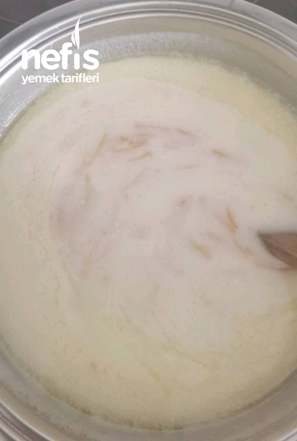 Şehriyeli Yoğurt Çorbası (Kış Çorbası)