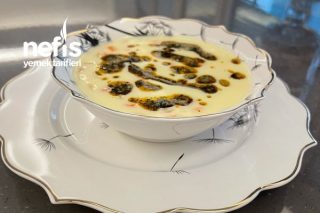 Şehriyeli Havuçlu Yoğurt Çorbası Tarifi