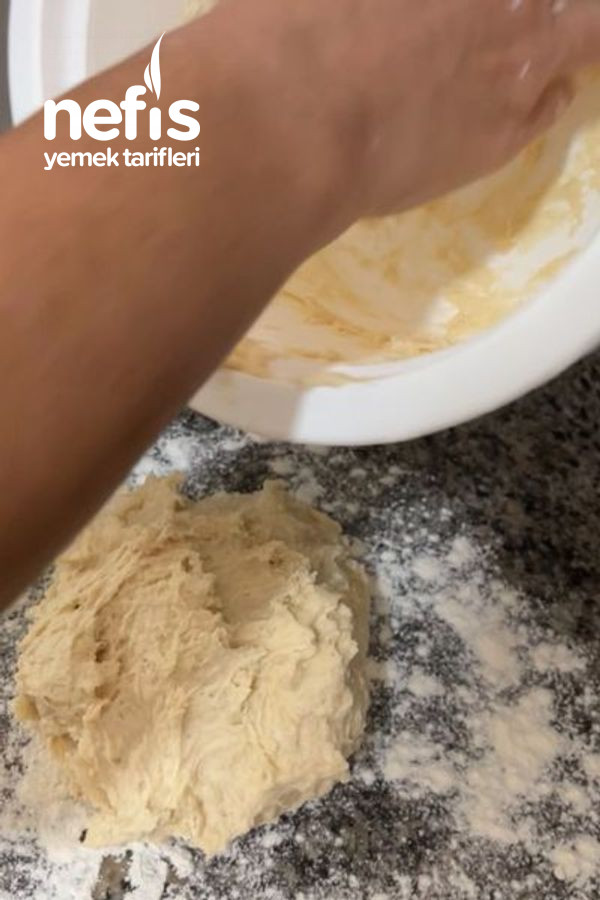 Yoğurtlu Puf Börek