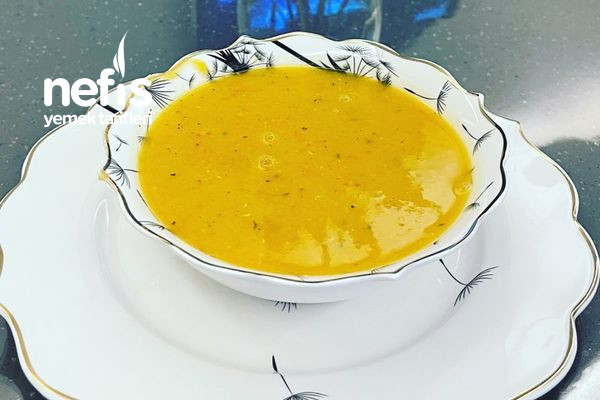 Süzme Mercimek Çorbası