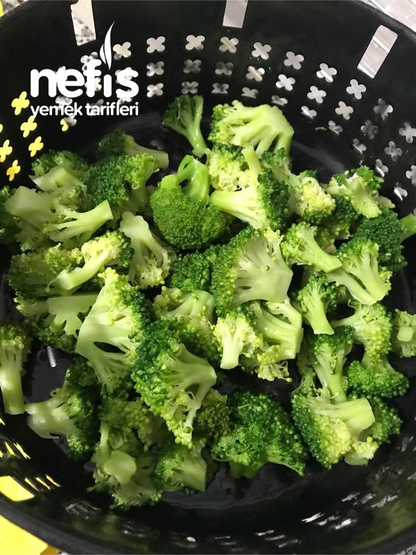 Brokolili Meksika Fasulyeli Salata