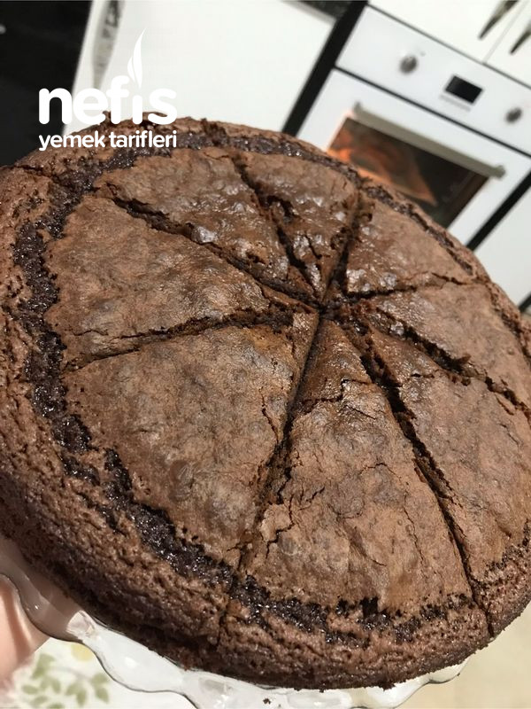 Browne Tadında Çikolatalı Kek