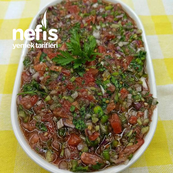 Kaşık Kaşık Salata