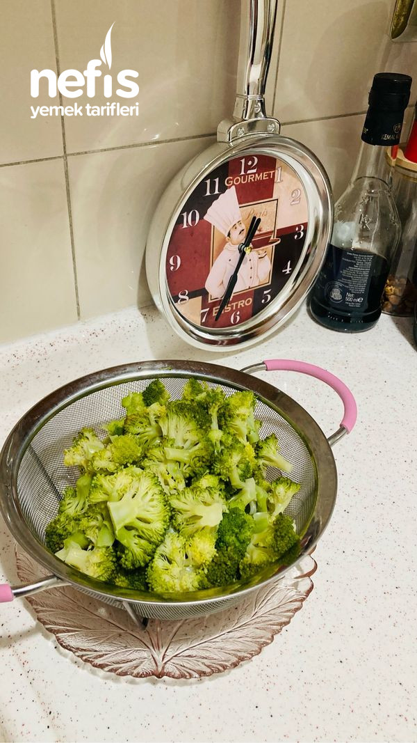Yoğurtlu Brokoli  Salatası