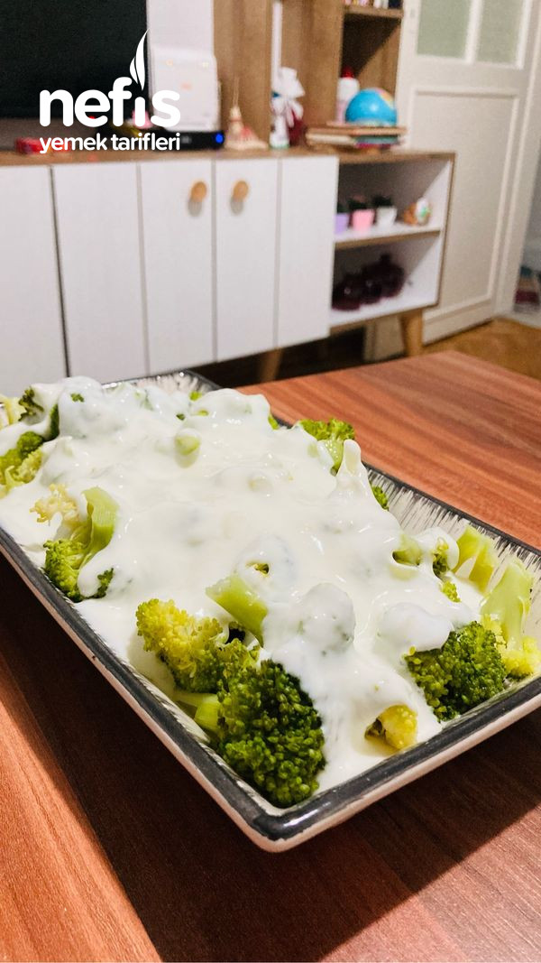 Yoğurtlu BrokoliSalatası