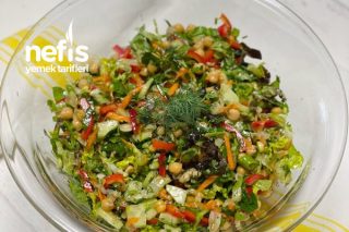 Cevizli Nohut Salatası Tarifi