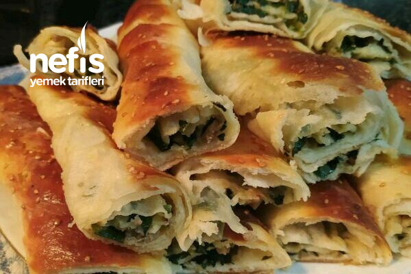 Börek Tadında Enfes Ispanaklı Çörek