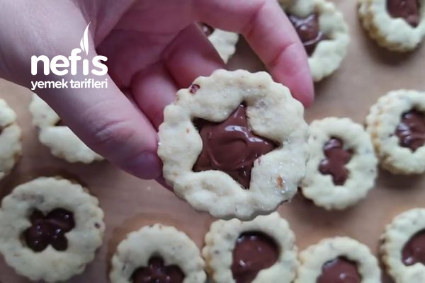 En Güzel Çikolatalı Fındıklı Kurabiye Tarifi (Videolu)