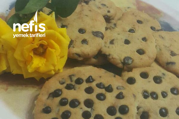 sahane-cikolatali-amerikan-cookies-tarifi.jpg