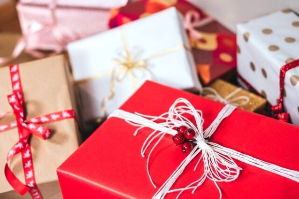 christmas gifts for women and men