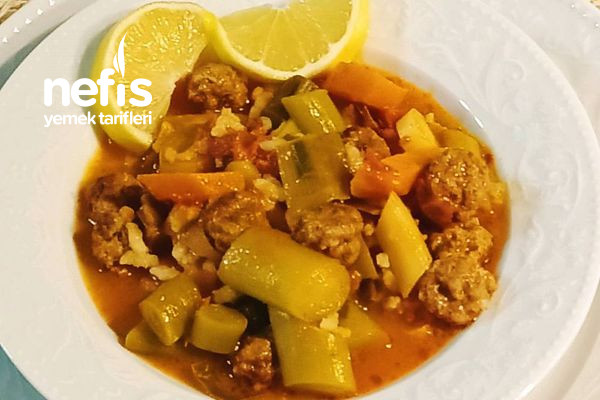 kofteli-eksili-pirasa-yemegi.jpg