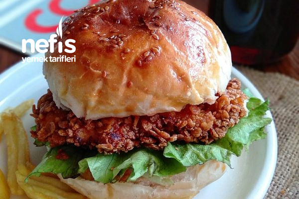 Çıtır Çıtır Tavuğuyla Enfes Tavuk Burger Tarifi