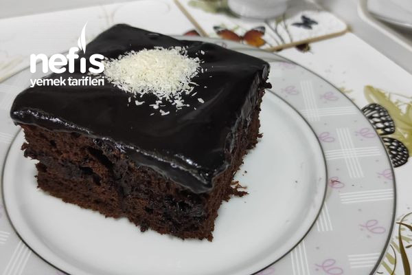 cikolata-soslu-pamuk-kek.jpg