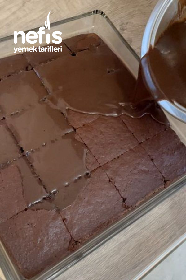 Çikolatalı Islak Kek (Brownie Tadında)