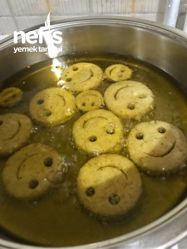 Gülümseyen Patatesler (Smiley Potatoes) Tik Tok Tarifi